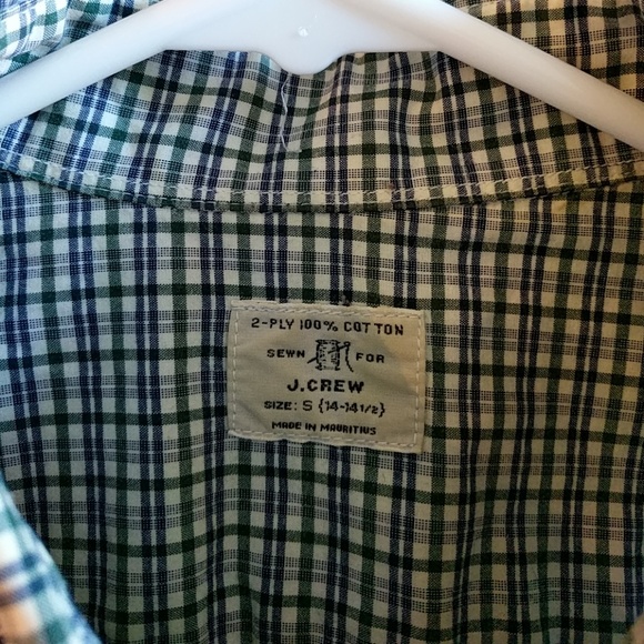 Button up - Picture 2 of 2